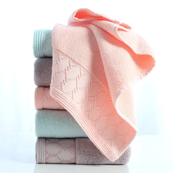High-Quality Microfiber Bath Towels - Quick Drying - Image 2